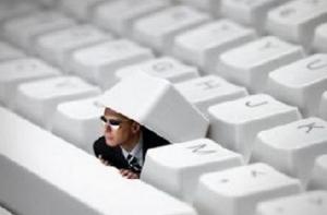 Американский журналист устроил в Москве охоту на шпионов