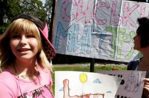 По Риге прошел марш под лозунгом «Даешь тупость в массы!!!»