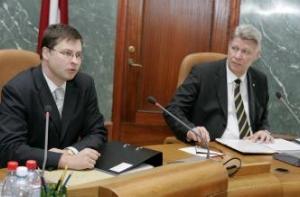 Домбровскис: хватит дивиться эстонцам
