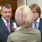 У рижан растет популярность «Центра согласия» и «За лучшую Латвию!»