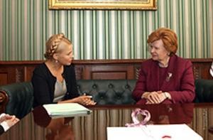 Тимошенко пожаловалась латышам на авторитаризм Януковича