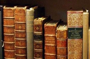 Призывают приносить книги для создания библиотеки