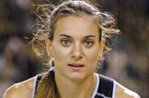 Елена Исинбаева заключила пари с тренером