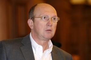 Экс-премьер сравнил Шлесерса с чернокожим мальчиком