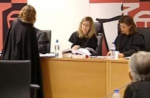 Известные люди Португалии осуждены за педофилию