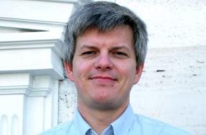 Профессор обнаружил в Латвии опасных «минигархов»