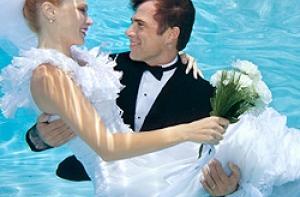 Мальдивский отель предлагает сыграть свадьбу под водой
