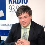 Министр культуры готов бросить учебу из-за работы