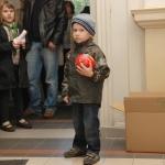 Неграждане и граждане других стран тоже хотели голосовать