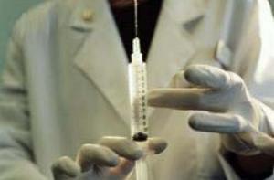 Врач потребовала 240 латов за бесплатную прививку