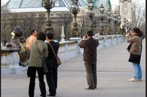 Японцев предупредили об угрозе терактов в Европе