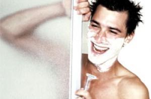 Латвийские мужчины предпочитают жить с родителями