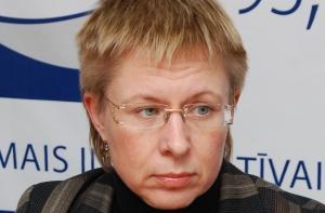 Экономист: Латвия возвращается к социализму