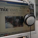 Радио  слушают 81%  латвийцев