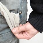 В Латвии растет число неплатежеспособных лиц