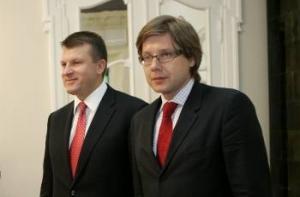 Партии Ушакова и Шлесерса объединились