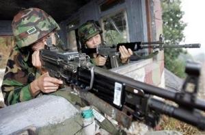 Южная Корея усилит военные части на границе с КНДР