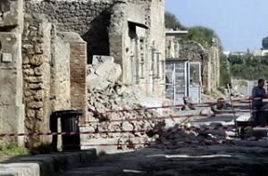 В Помпеях обрушилась «Школа гладиаторов»