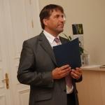 Кампарс призвал жителей Латвии «просто брать и работать»
