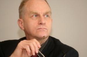 Главу Центра хирургии сердца восстановят в должности