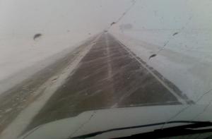 По всей Латвии затруднено движение на дорогах