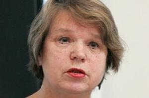 Депутат Дзинтра Хирша бьет тревогу