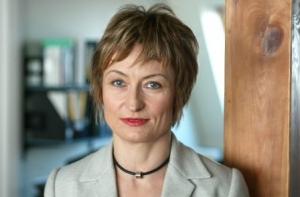Правозащитник вступилась за нацменьшинства и Кравцова