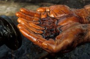 Россия поставила рекорд по добыче нефти