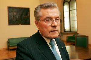 Омбудсмен обвинил СГД во взимании незаконного налога