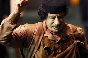 Каддафи потерял контроль над окраинами Триполи