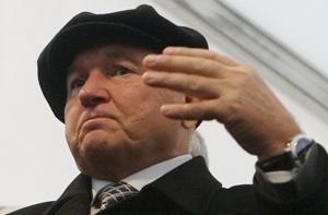 Британский представитель: Лужкову просто дали воссоединиться с семьей