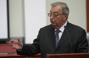 Евгений Примаков ушел в отставку