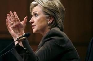 Клинтон: Каддафи утратил лидерские позиции и должен уйти