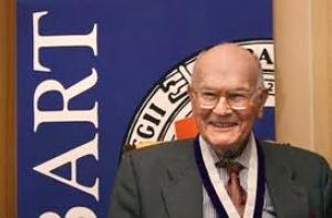 Умер создатель суперклея