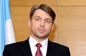 Новый правозащитник хочет сотрудничать с бывшим конкурентом