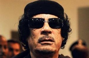 Каддафи призвал «варваров» прекратить бомбардировки