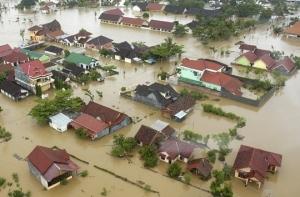 Наводнения оставили без жилья 60 тысяч бразильцев