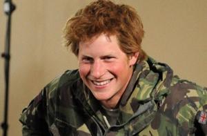 Принц Гарри сдал экзамен по управлению боевым вертолетом