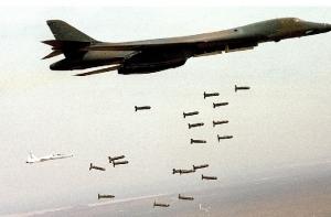 Международная коалиция нанесла два удара по позициям Каддафи