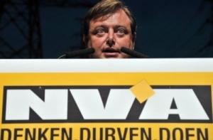 Бельгиец выставил на аукцион фламандских националистов