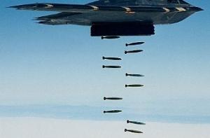 США согласились продлить бомбардировки в Ливии на одни сутки