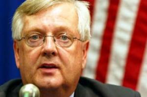 США отправили к Каддафи своего эмиссара