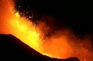 На Сицилии проснулся вулкан Этна