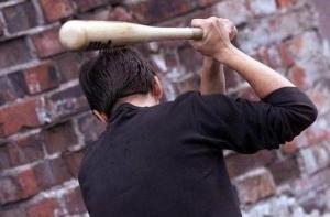 В Елгаве задержан грабитель с бейсбольной битой