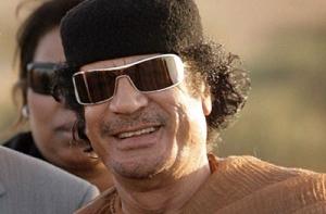 Каддафи принял мирные инициативы Африканского союза