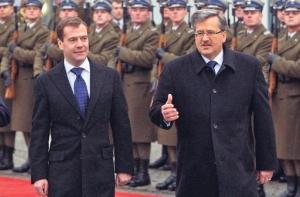 Вину за Катынь возложили на большевиков