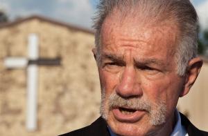 Новую антиисламскую акцию готовит американский пастор Терри Джонс