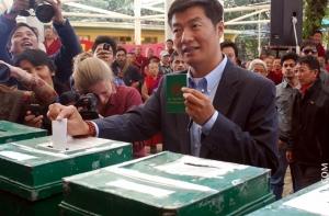 Новым лидером Тибета стал юрист из Гарварда