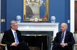 Вице-президент США поблагодарил Латвию за партнерство в операции в Афганистане