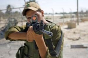 Восемь палестинцев убиты при прорыве в Израиль из Сирии и Ливана